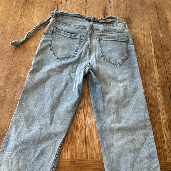 Kensie Belted Porkchop Cropped Jeans Straight Legged Denim 6/28 - Picture 7 of 7